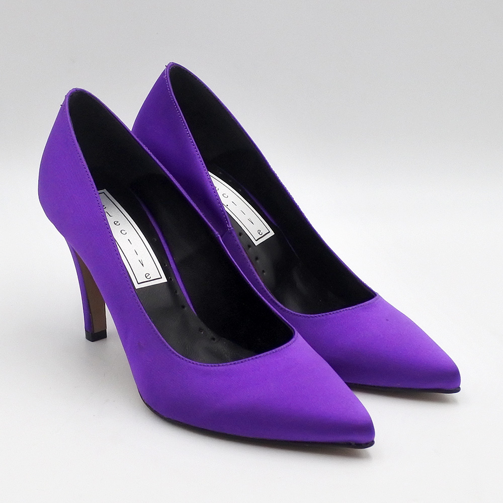 Pointy Satin Pigi Shoes